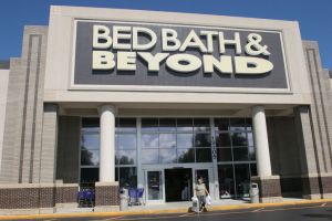 The entrance to Bed Bath and Beyond in Aventura.