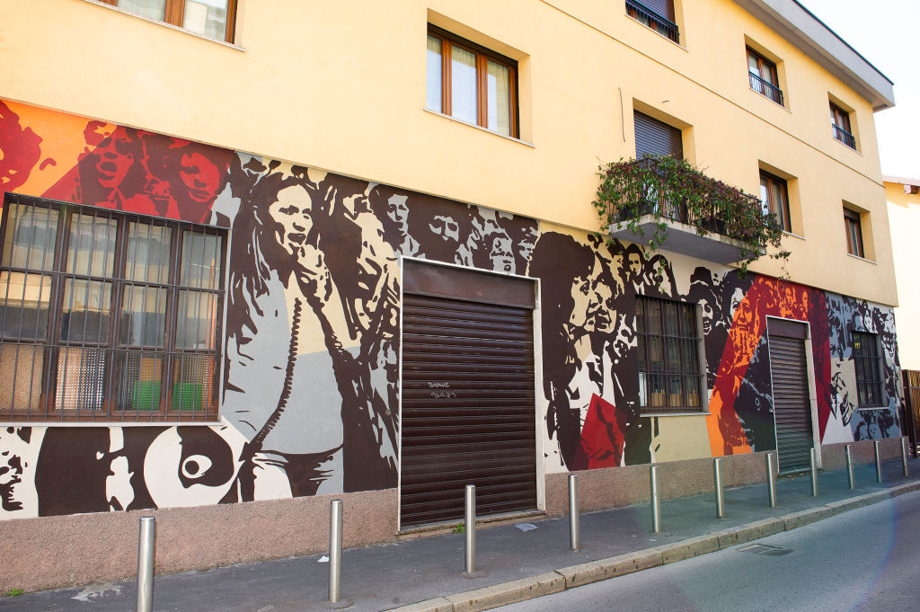 Europe. Italy. Lombardy. Milan. Ortica district. Street art with murals from the Or. Me. Ortica Memoria project. Wall of the workers' movement of the 1900s