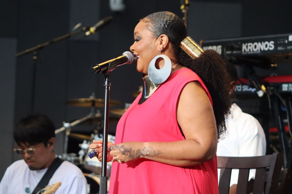 Isley brothers + Gladys Knight + carol riddick at dell music center aug 9th 2024