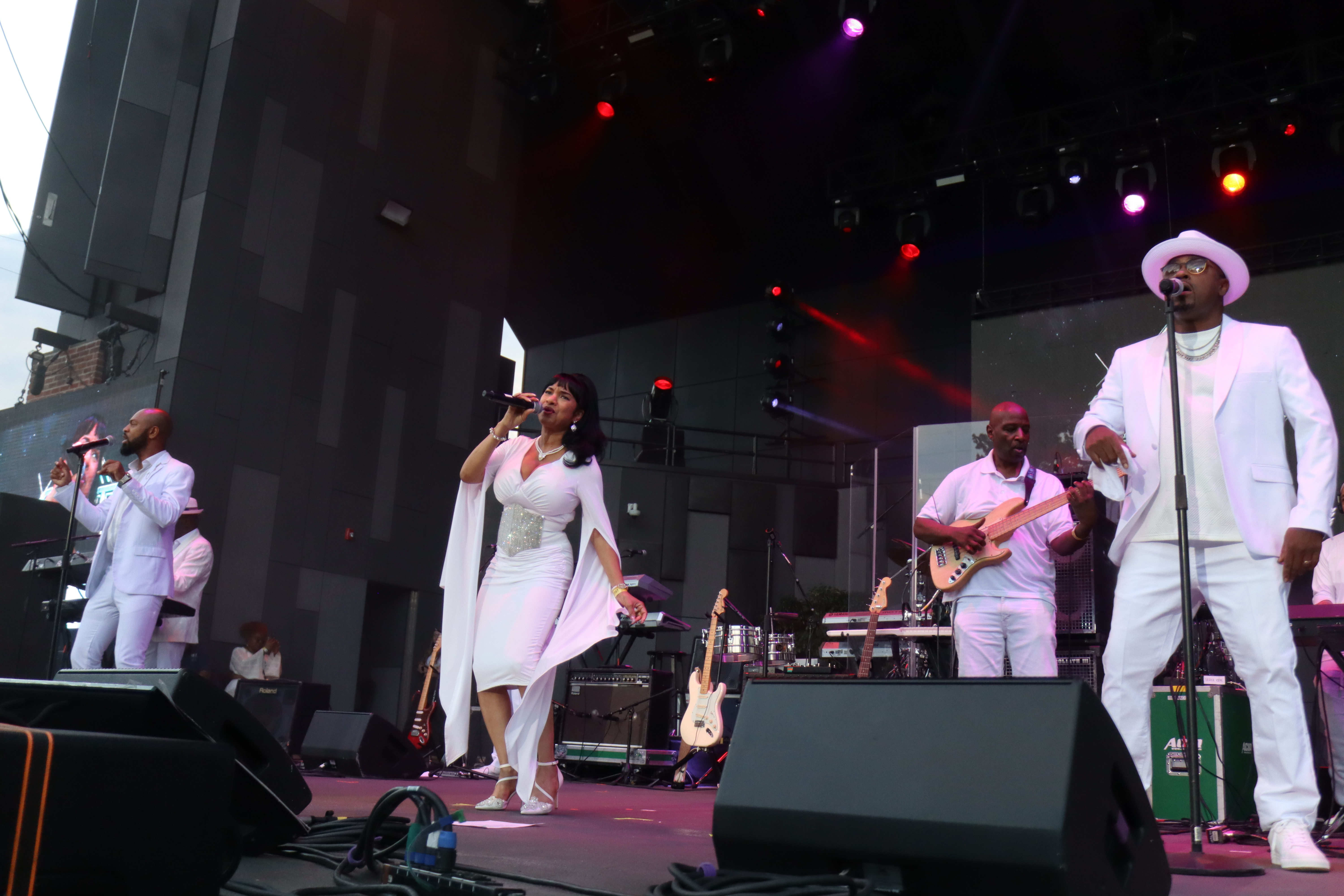 Dell Music Center Show Thursday August 14th, 2025